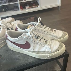 COPY - Nike Blazer white and burgundy